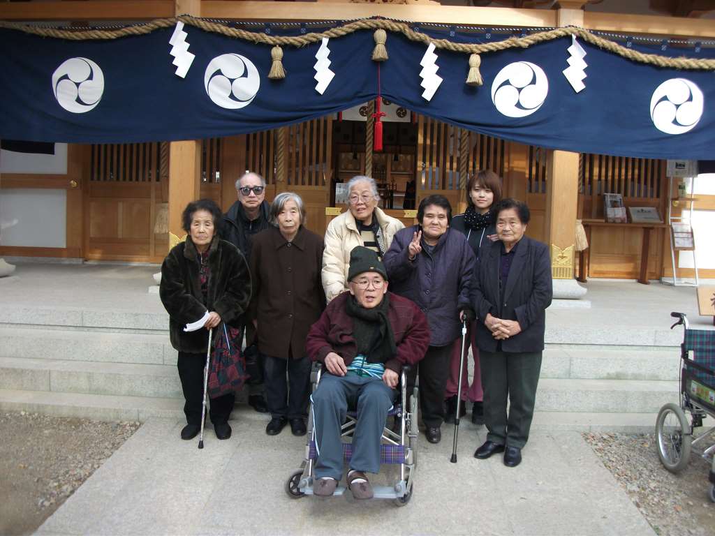 IMG003.jpg