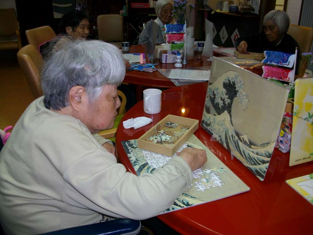 IMG002.jpg