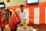 img046