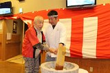 img047