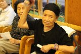 img049
