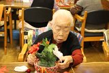 img076