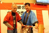 img046